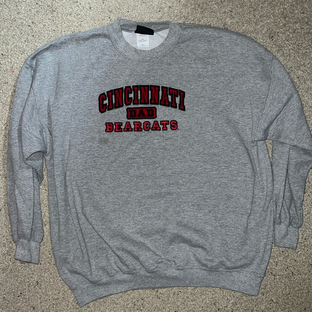 Sweatshirt